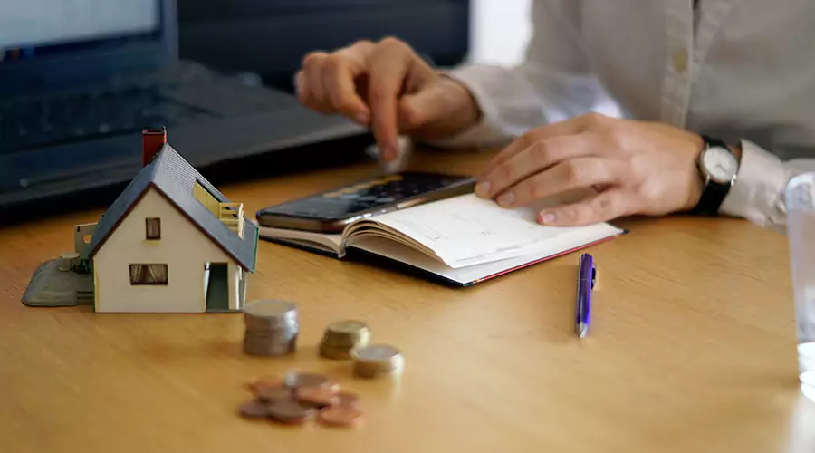 Who Pays Closing Costs in a Cash Home Sale?