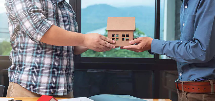 How We Determine Your Sell House with Reverse Mortgage Offer in Coram, NY?