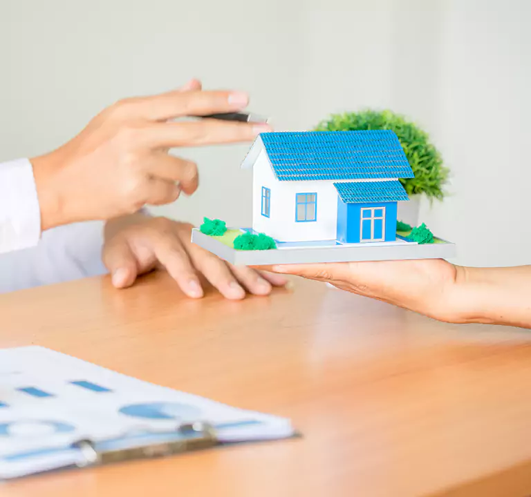 Why Choose Us to Sell a House with a Reverse Mortgage in Coram, NY?